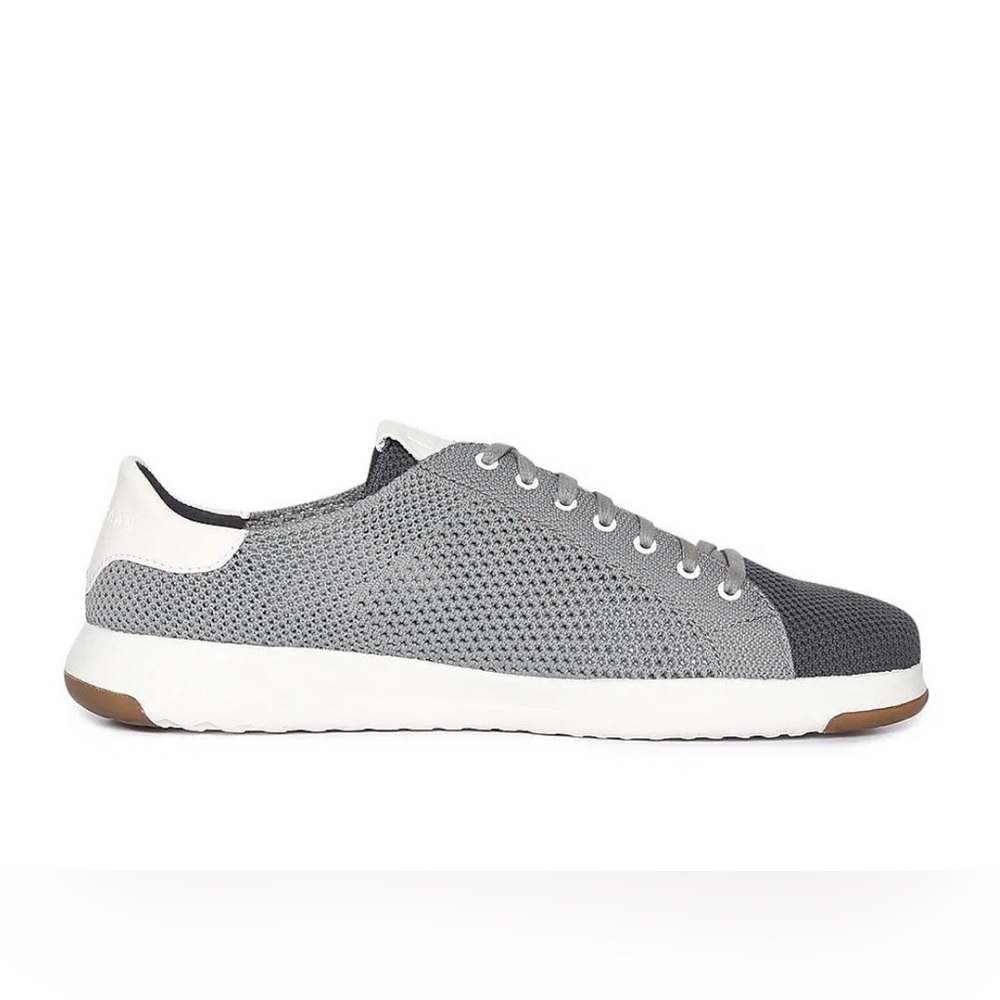 COLE HAAN GrandPrø Stitchlite Sneaker in Grey